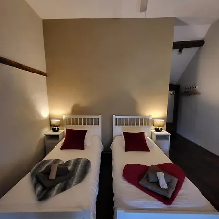 Le Relais Des Eléphants Colorés Bed & Breakfast Virlet